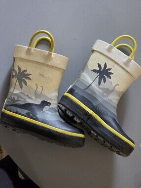 Kids Dinosaur Rain Boots in Beige and Black with Yellow Trim